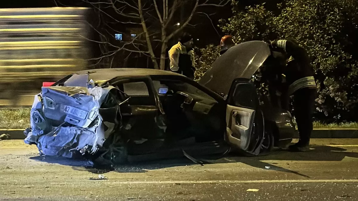 Samsun’da tırla çarpışan otomobildeki 2 kişi yaralandı