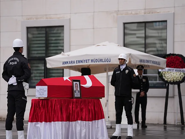 son-dakika-tuvturk-istasyonundaki-vahsette-yeni-gelisme-polis-memuru-melih-okan-keskin-katledilmisti-darbedenl-1770549957745.jpeg (800×600)