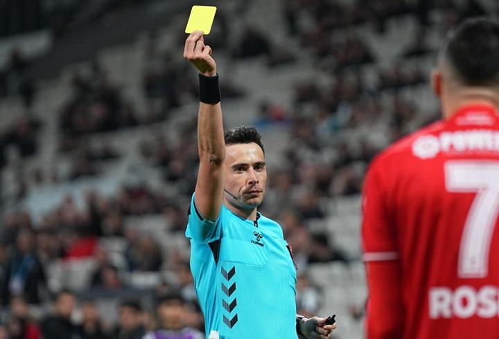 Galatasaray – Başakşehir maçının VAR’ı Abdullah Buğra Taşkınsoy oldu