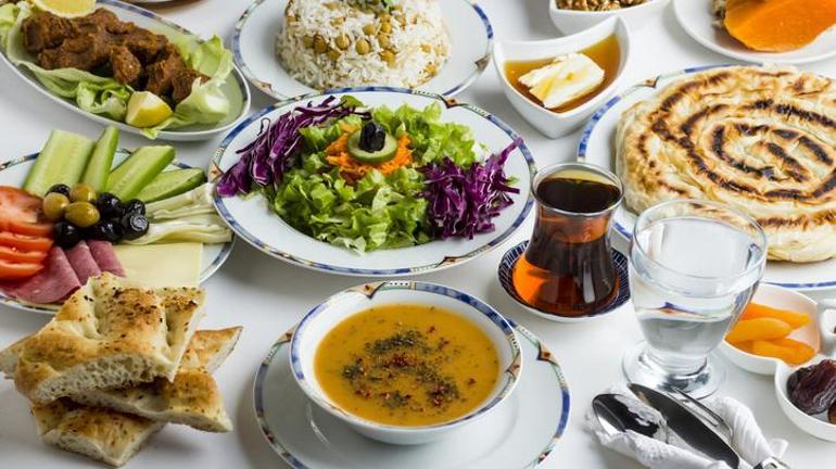 Uzmanlardan iftar uyarısı: Nelere dikkat edilmeli