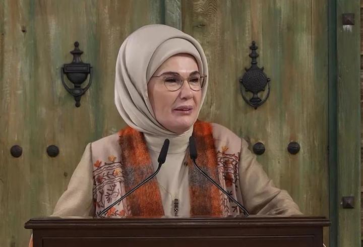 Emine Erdoğan STK temsilcileriyle iftar programında buluştu