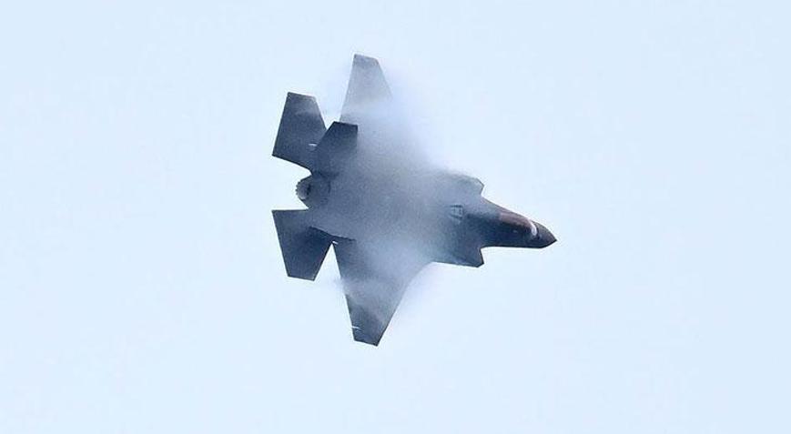 CNN: ABD’ye ait F-35 uçağı, İran semalarında hasar aldı ve acil iniş yaptı