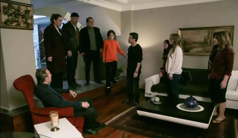 ARKA SOKAKLAR YENİ BÖLÜM NEDEN YOK Arka Sokaklar yeni bölümü ne zaman 20 Mart Kanal D yayın akışı