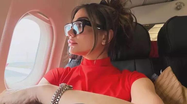 Eşref Rüyanın yıldızı Demet Özdemir sanal medyayı salladı ‘Her zaman muhteşem’