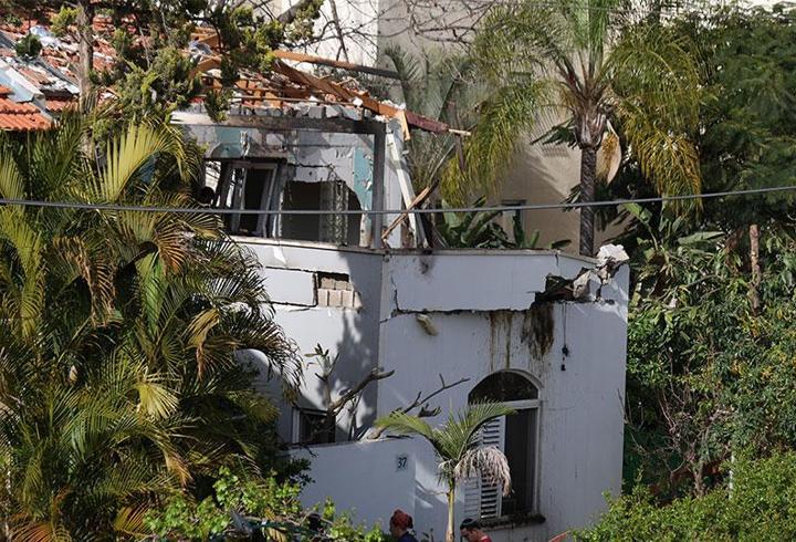 İran füzesi İsrail’i vurdu: 11 yaralı | CNN TÜRK ekibi yıkımı görüntüledi