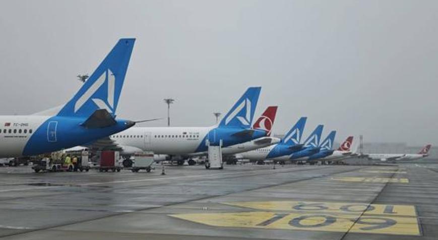 İstanbul’daki olumsuz hava koşulları hava trafiğini aksattı