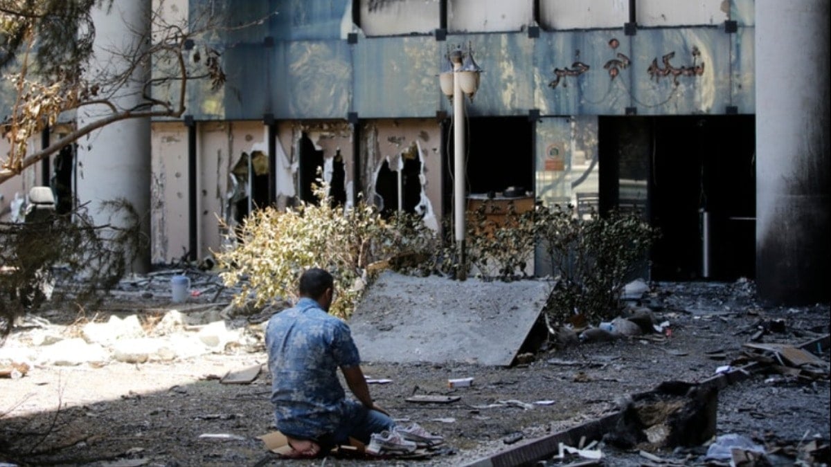 İsrail: İran’ın üst düzey istihbarat yetkililerini vurduk