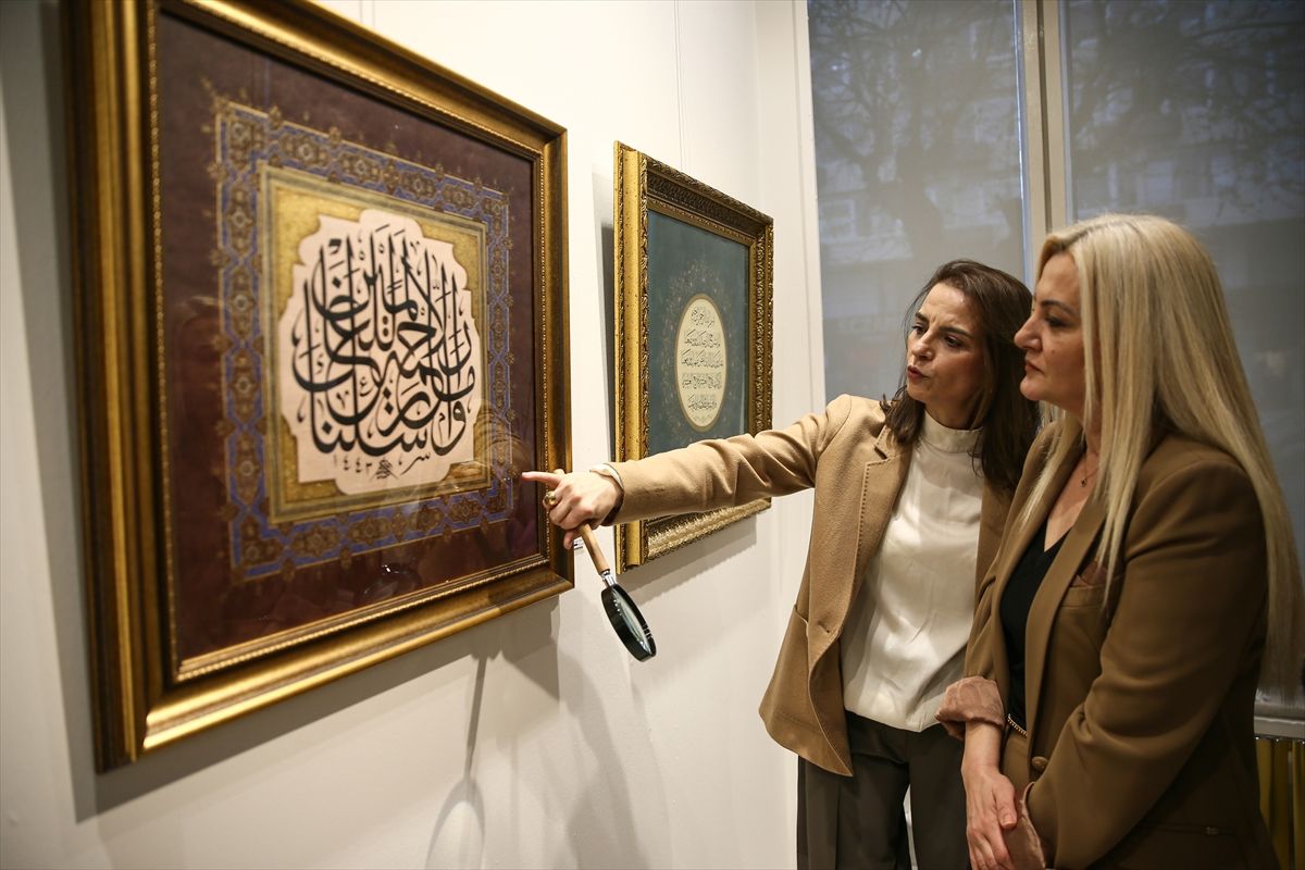 Bursa’da “Zer-i Nab” tezhip sergisi açıldı