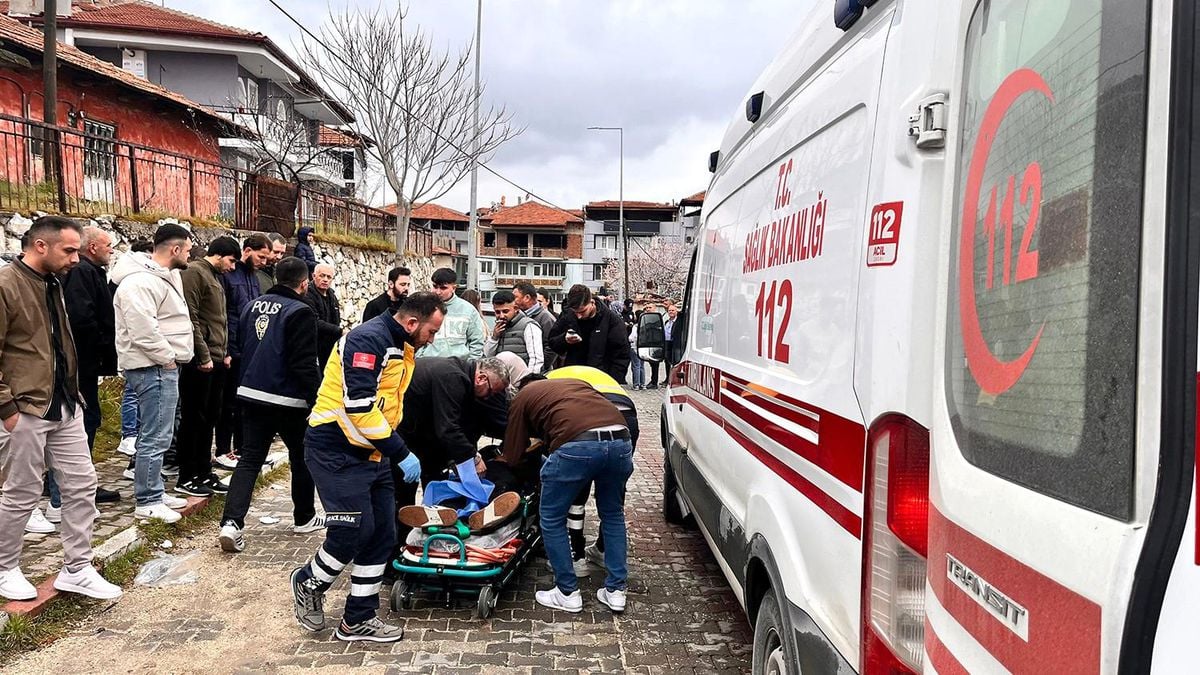Kula’da yarım saat arayla iki kaza: 5 yaralı