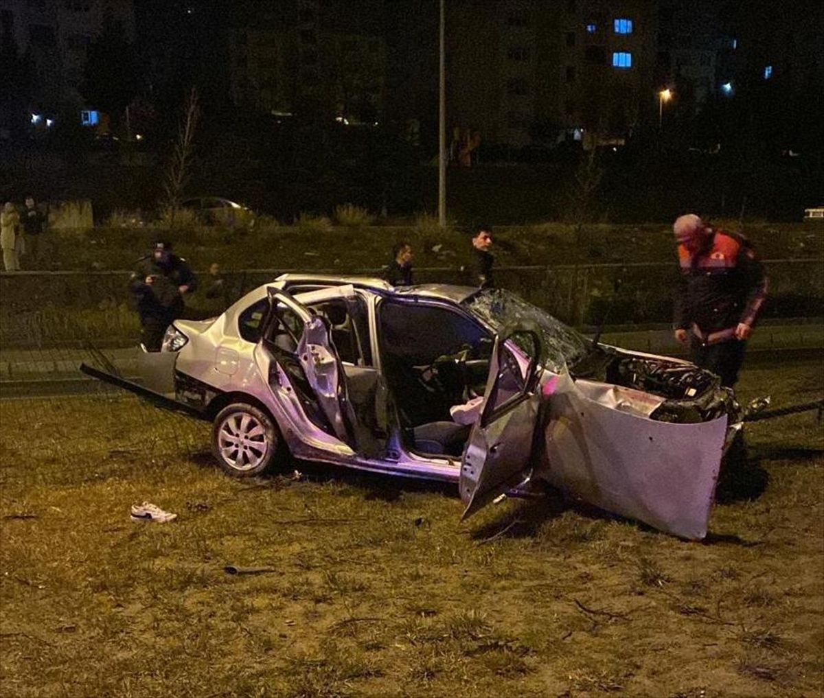 Yozgat’ta devrilen otomobildeki 1 kişi öldü, 1 kişi yaralandı