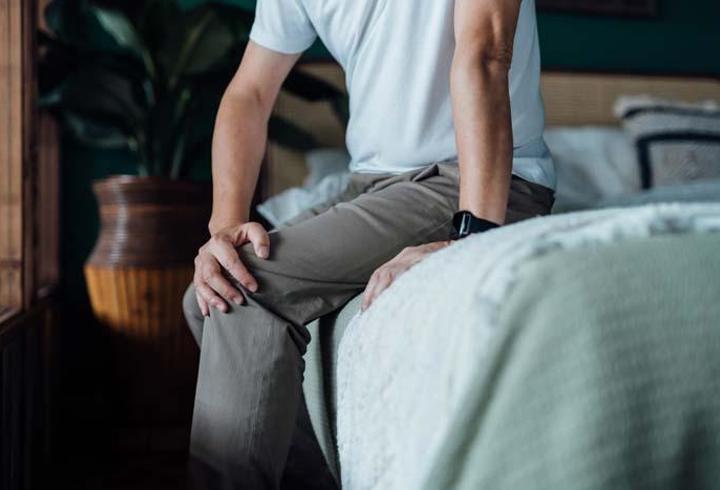 Yürüyünce ortaya çıkan bacak ağrısını hafife almayın!