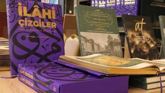 Demirören Yayınları, ‘Külliyede Ramazan’ etkinliklerinde stantta ziyaretçilerini ağırlamaya devam ediyor