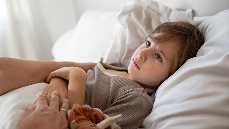 Uzmanından geçmeyen karın ağrısı uyarısı! Tanı netleşene kadar asla ağrı kesici verilmemeli