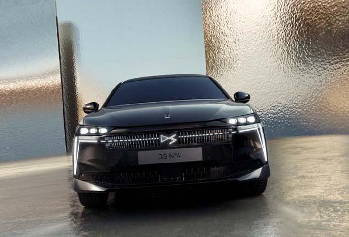 Yeni DS N°4 Nisan’da Türkiye’de