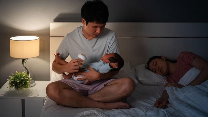 Masum sanılıyor ama tehlikeli! Gece sütü çocukların dişlerini çürütüyor