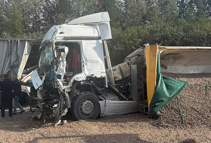 Ankara – Kocaeli yolunda zincirleme facia: 2 ÖLÜ!