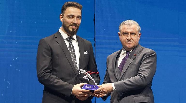 Türk Sporunun Onur Gecesi: 72. AXA Sigorta Milliyet Yılın Sporcusu Ödülleri