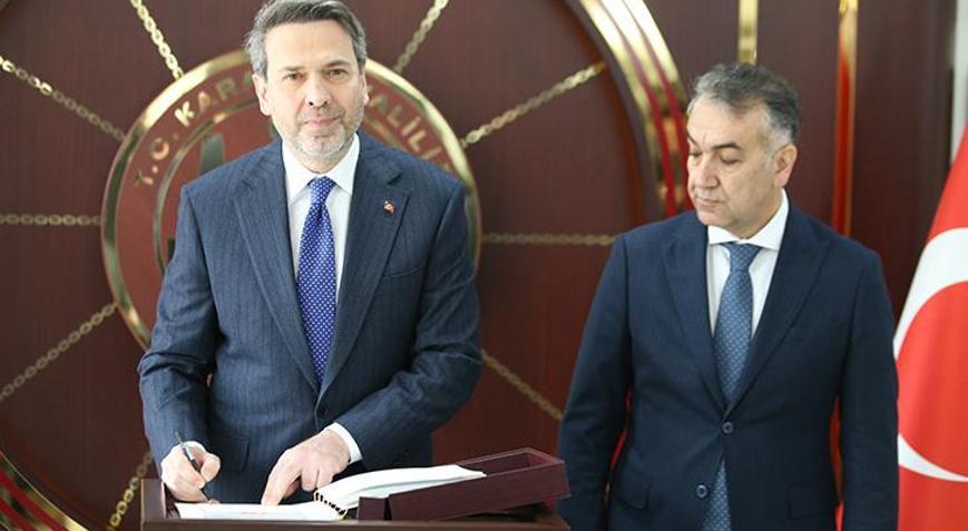 Bakan Bayraktar’dan ‘Milli enerji’ vurgusu! ‘Savaş, ne kadar önemli olduğunu bir kez daha gösterdi’