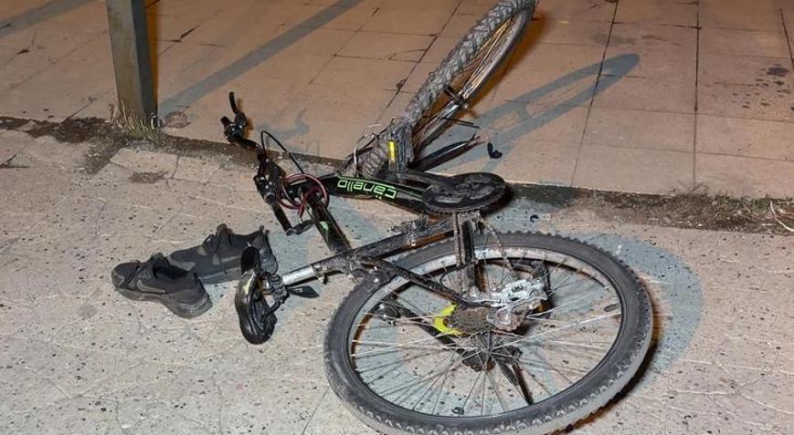 Bisikletle ekmek almaya giderken otomobilin çarptığı Alperen’in duran kalbi yeniden çalıştırıldı