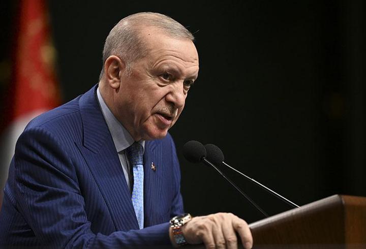 Cumhurbaşkanı Erdoğan’dan sanal medyaya 15 yaş sınırı yorumu