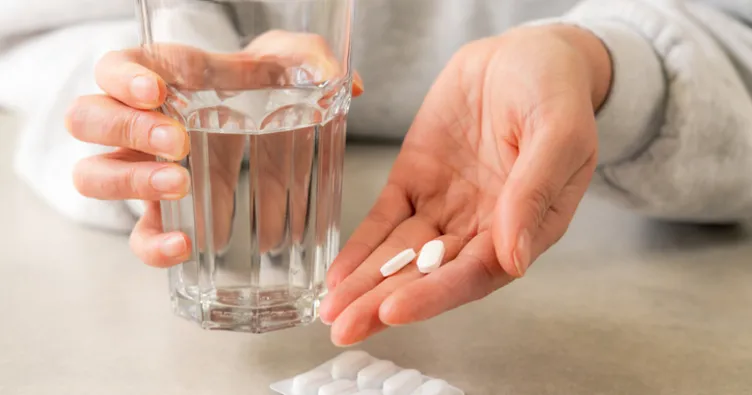 Ağrı kesiciler sandığınız kadar masum değil! Kalbi böyle etkiliyor…