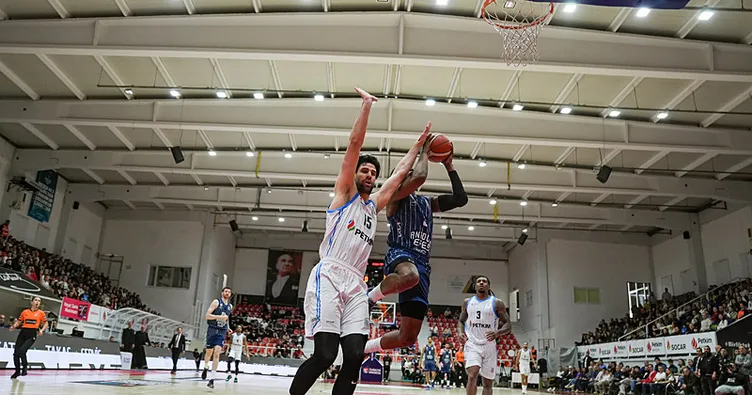Anadolu Efes, Aliağa Petkimspor’u devirdi!