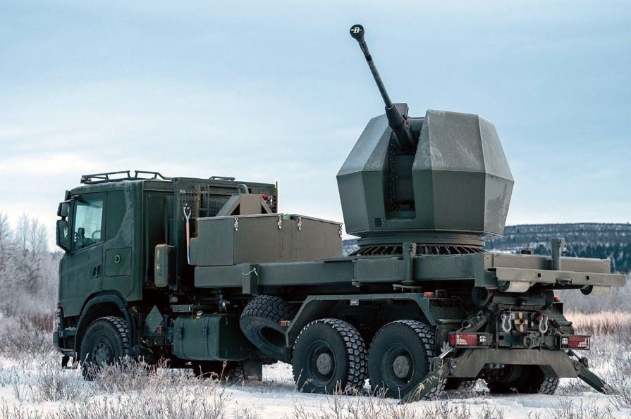 Gökyüzünü temizleyen 40 mm’lik top kamyona monte edildi! Ülkenin eline geçecek