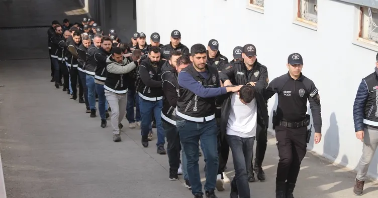 Atık tesisi görünümünde sigara fabrikası operasyon