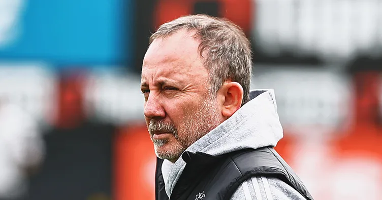 Beşiktaş’ta dört oyuncu ceza sınırında!