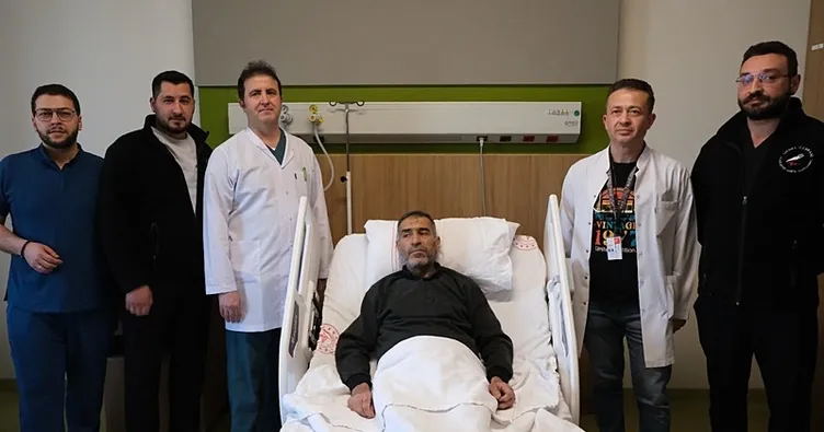 Böbreği 8,5 kilo çıktı! 15 yıldır diyalize giriyordu: “Kuş gibi hafifledim”