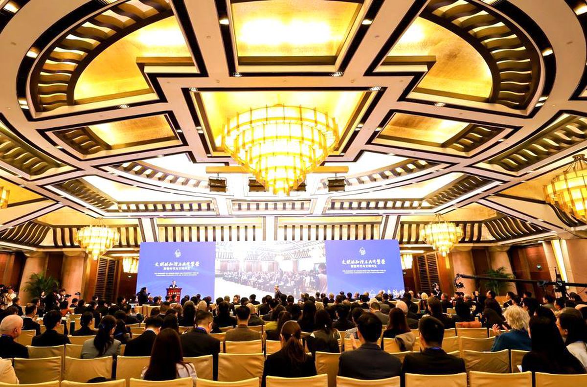 Dijital Zeka Çağında Medeniyetlerin Bir Arada Yaşaması: Beijing Forumu’nda Yapay Zeka Tartışmaları