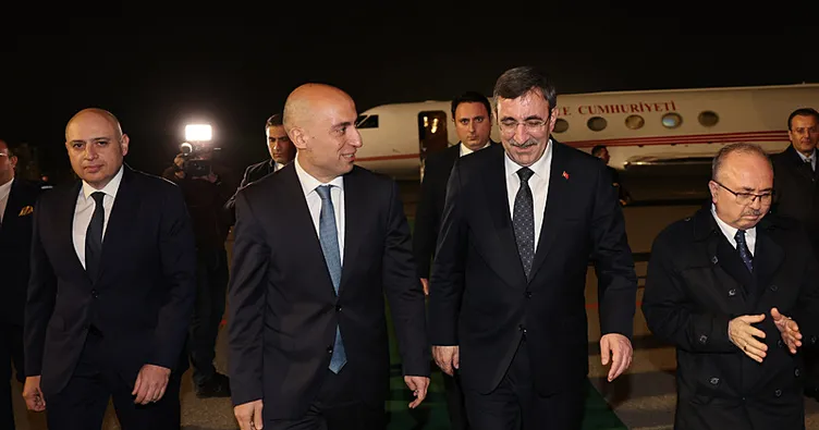 Cumhurbaşkanı Yardımcısı Yılmaz ‘TDT Toplantısı’ için Bakü’de