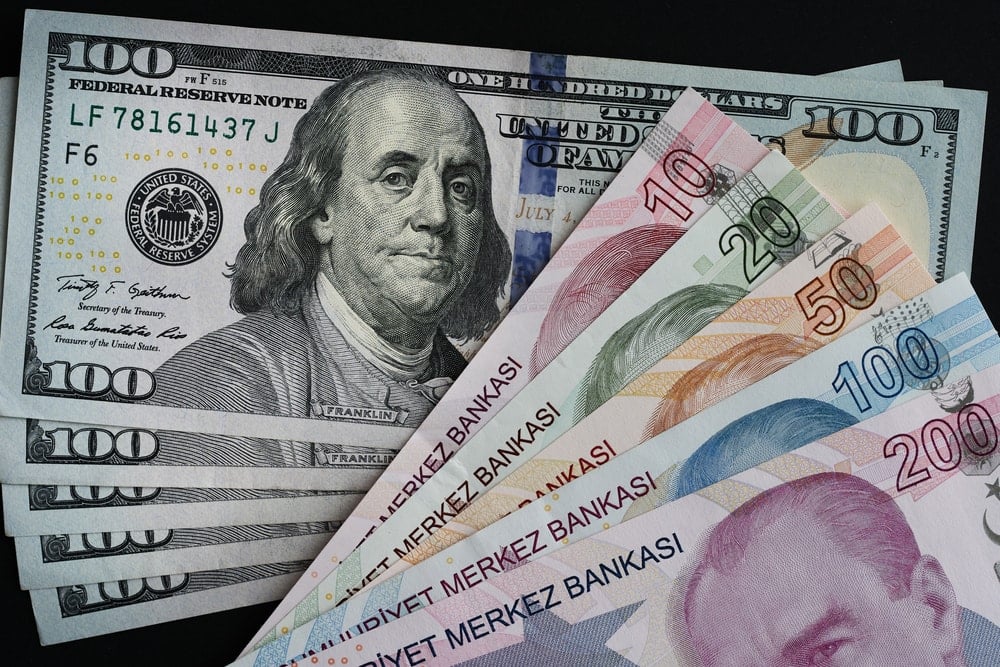 Dolar/TL rekora doymuyor: Peş peşe sıraladı