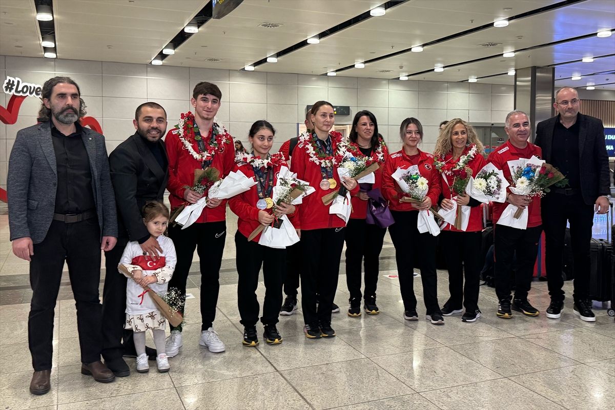 Kadın Para Masa Tenisi Takımından Tarihi Başarı