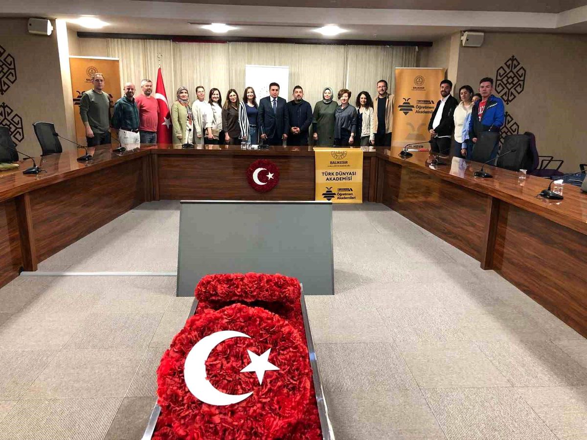 Gelenekler, Bayramlar ve Törenler Öğretmen Akademilerinde ele alındı