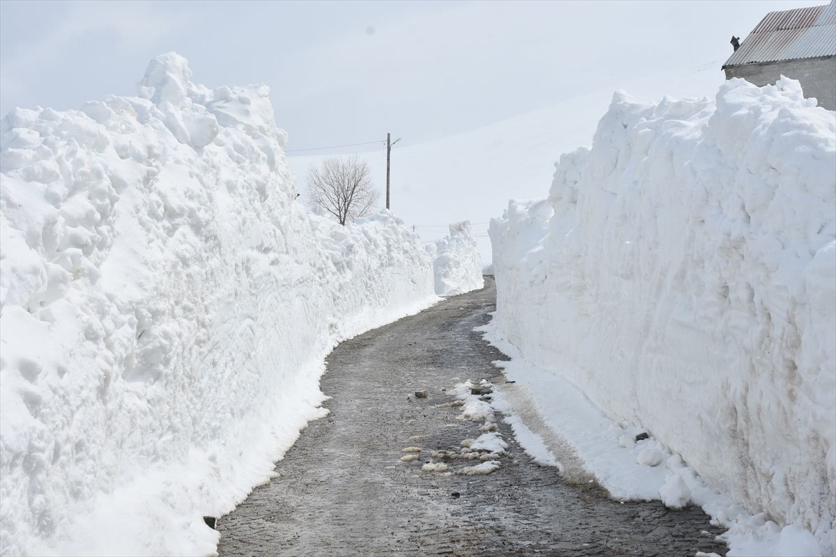 Gümüşhane’de Karla Mücadele Devam Ediyor