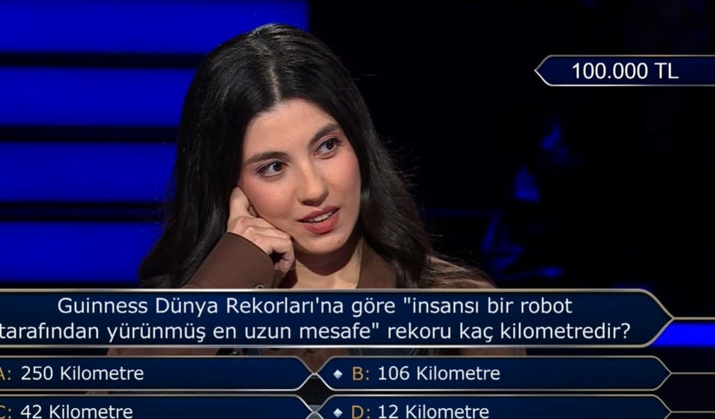 5 dakika düşündü, doğru yanıtı verdi: Kim Milyoner’de ‘en uzun mesafe yürüyen robot’ sorusu gündem oldu!