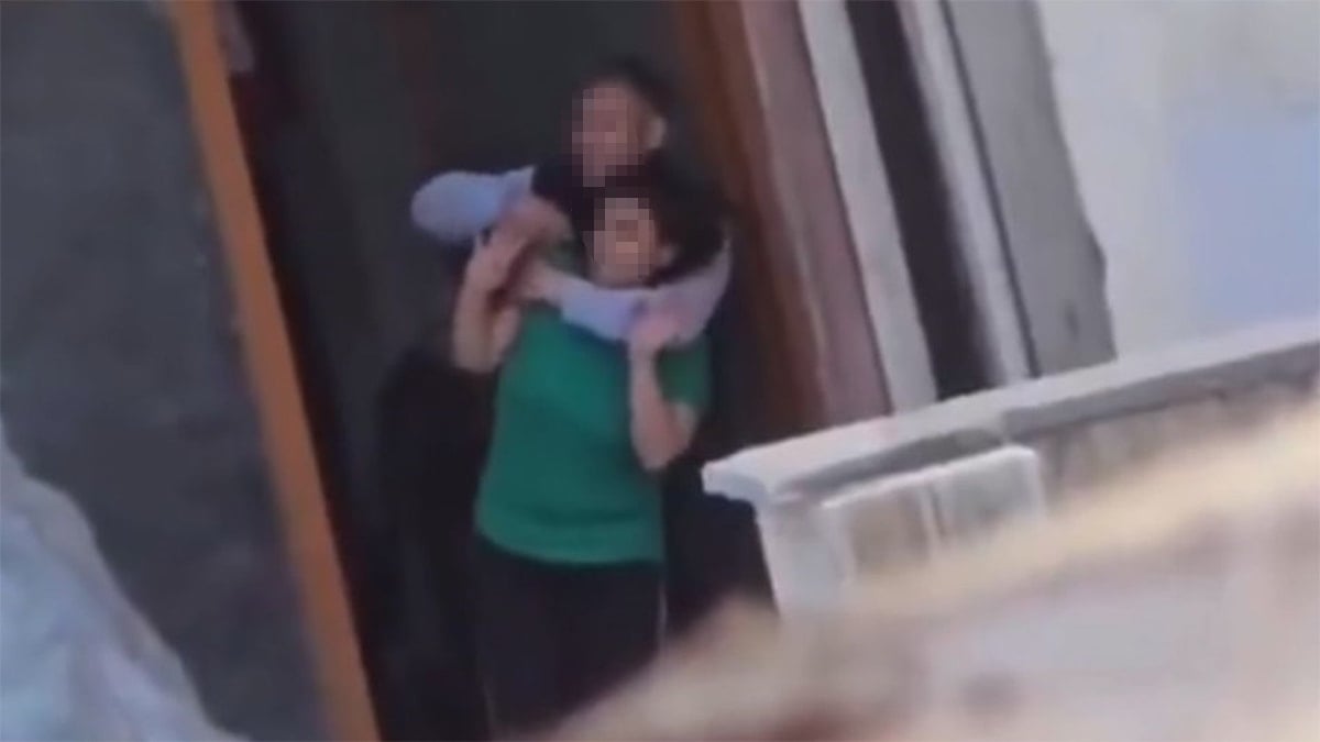 Polisleri görünce 5 kişiyi rehin aldı! O anlar kamerada