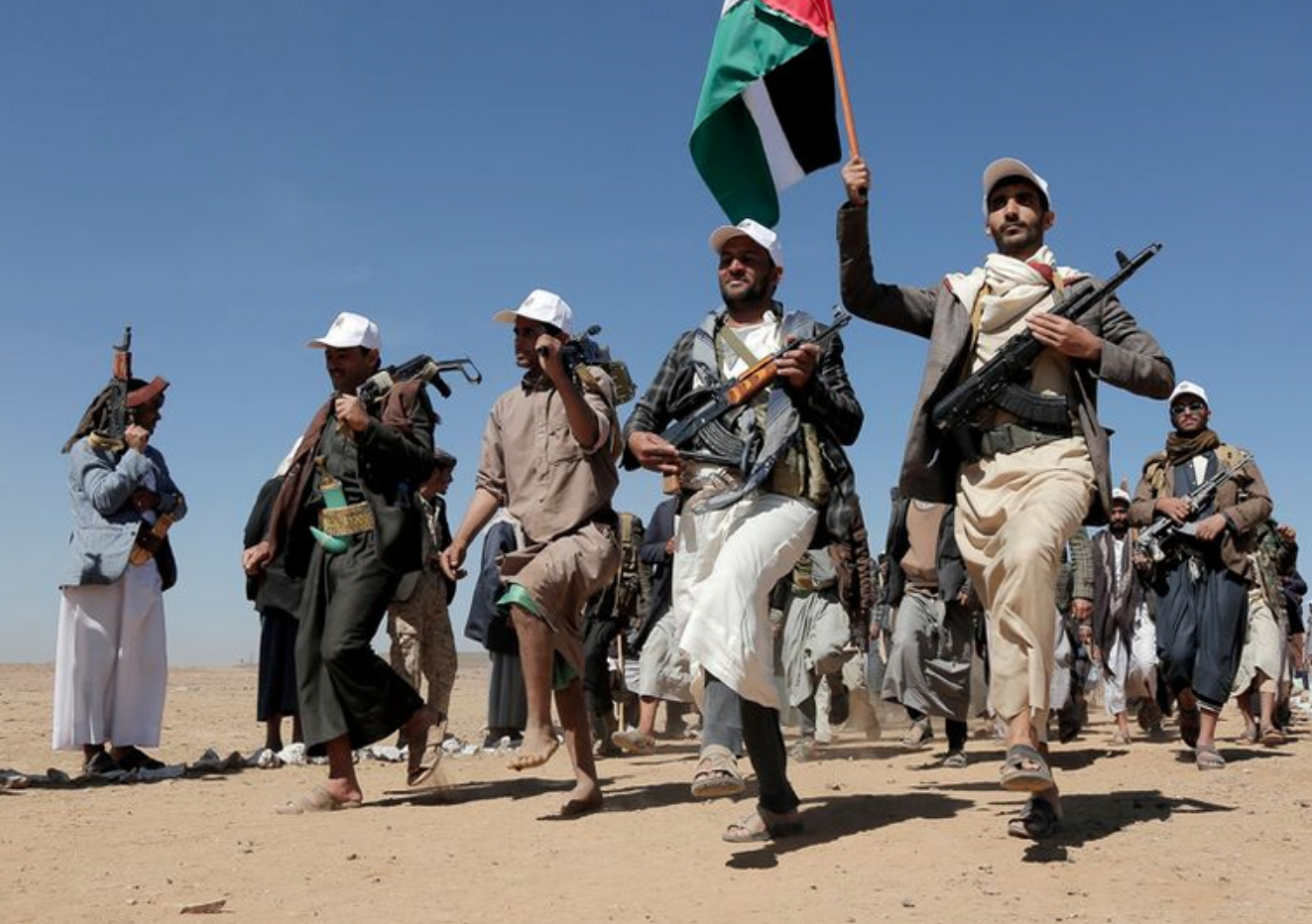 Husilerden ekonomiyi sarsacak uyarı: ‘Savaş büyürse, Kızıldeniz’i kaparız’