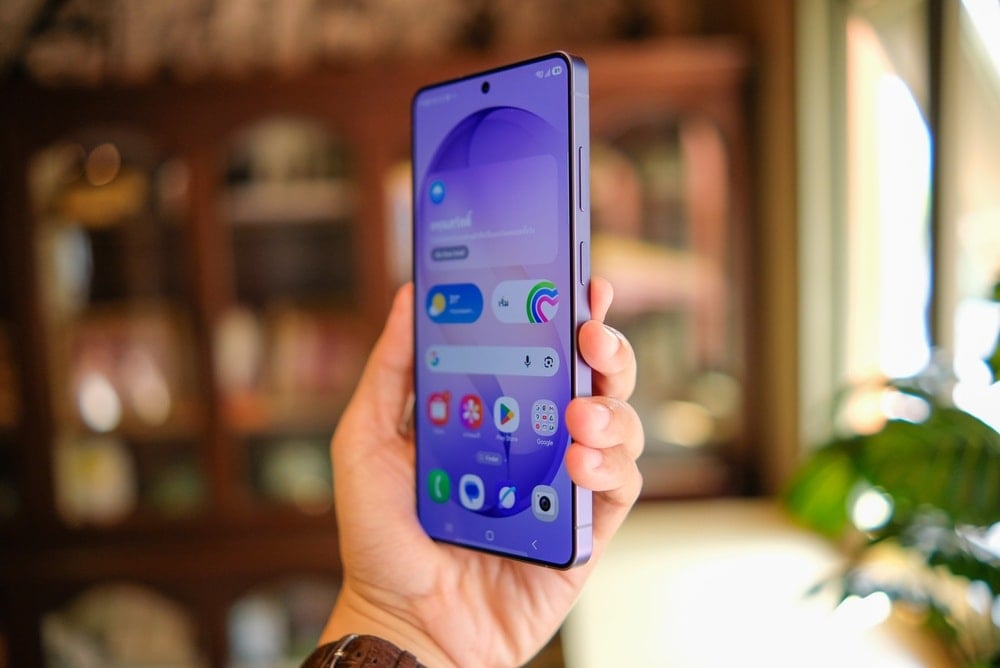 122 bin liralık telefondaki sorunu dev şirket kabul etti: Renkler uçuyor