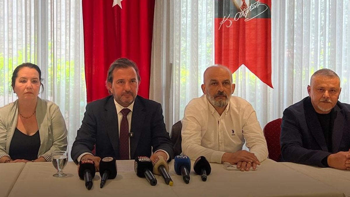 Görevden alınan İYİ Parti Manisa İl Başkanı Koca, parti üyeliğinden istifa etti