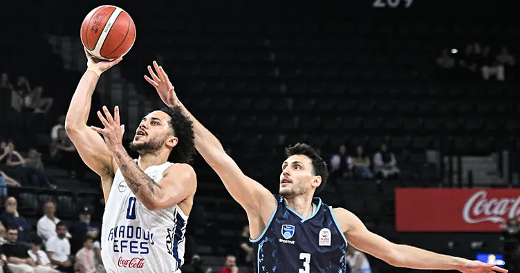 Anadolu Efes, Türk Telekom’u yendi ve seride 1-0 öne geçti