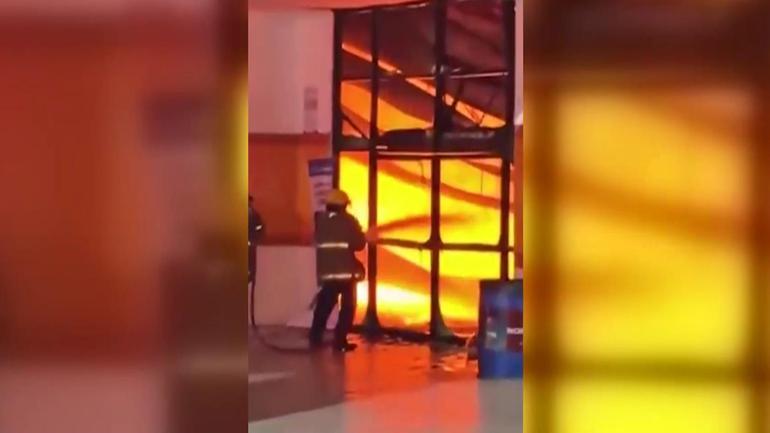 Meksika’da AVM’de yangın faciası