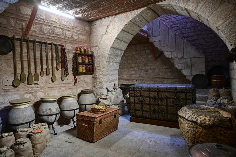 Topkapı Sarayı’nda tarihi açılış: Kadınefendiler ve Cariyeler Taşlığı ziyarete açıldı