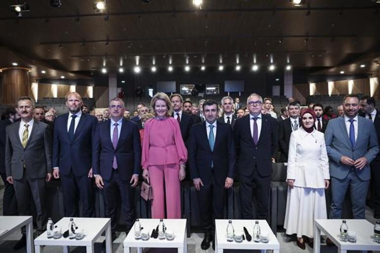 Belçika Kraliçesi Mathilde Baykarı ziyaret etti