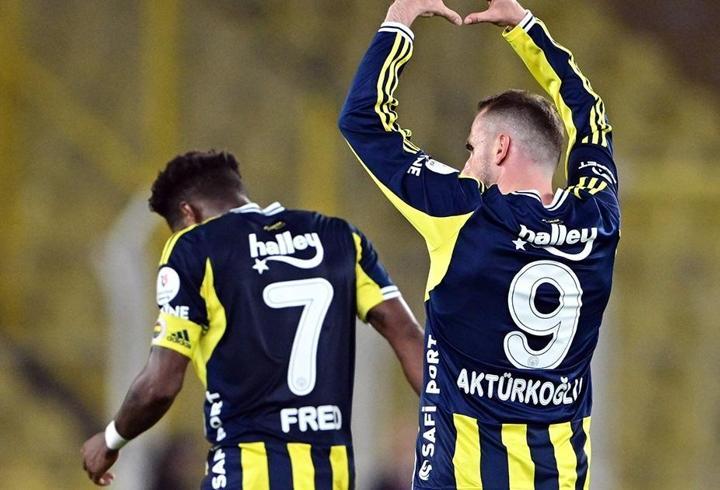 Kerem Aktürkoğlu: Fenerbahçe forması giydiğim için çok mutlu ve gururluyum