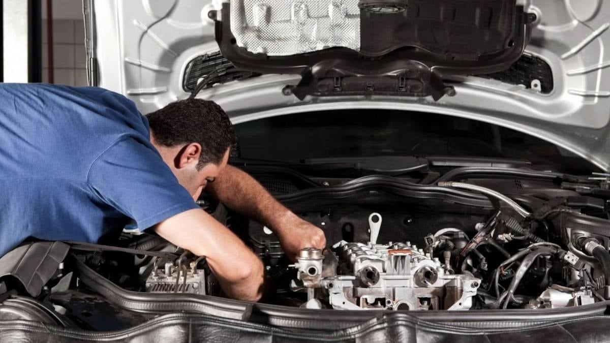 Aracın motor ömrünü kısaltan 5 hata: Herkes yapıyor