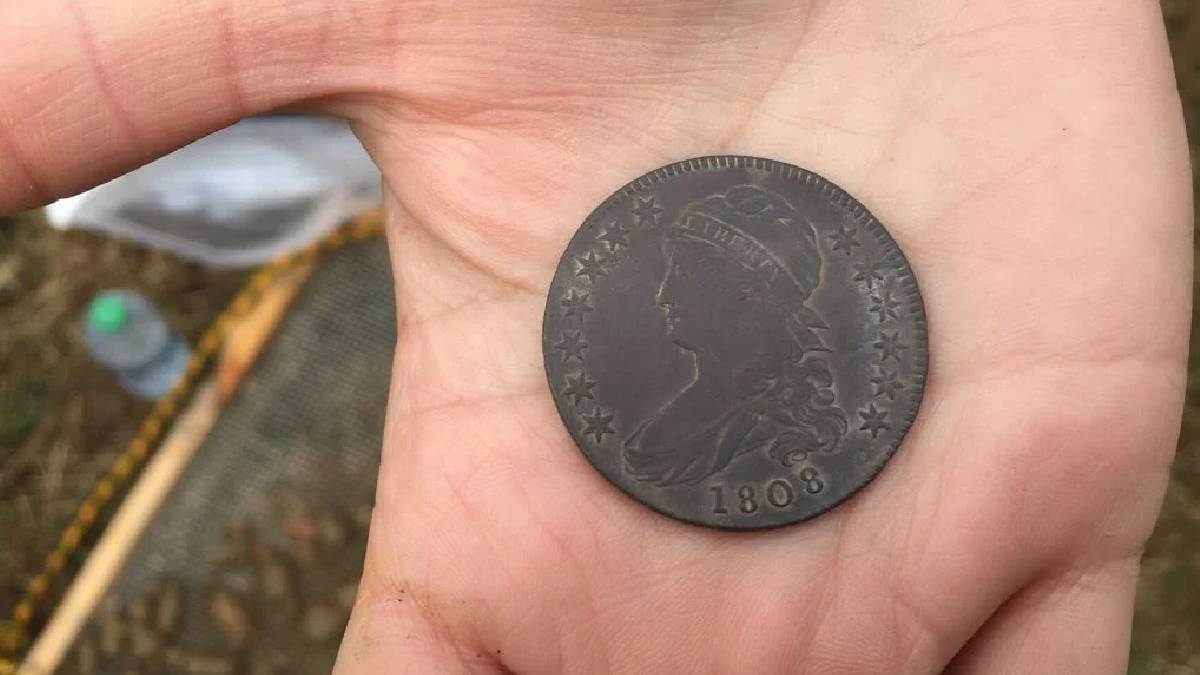 Üzerinde ‘kıyamet sembolü’ olan 1000 yıllık hazine bulundu