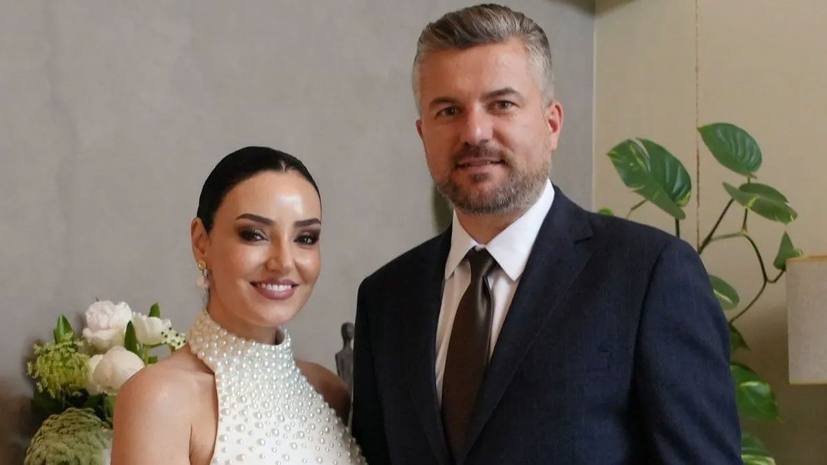 Sevcan Orhan ile Buca Belediye Başkanı Görkem Duman nişanlandı