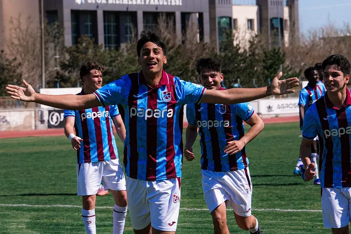 u19-paf-liginde-ust-uste-3-kez-sampiyon-trabzonspor-1778944095556.jpg